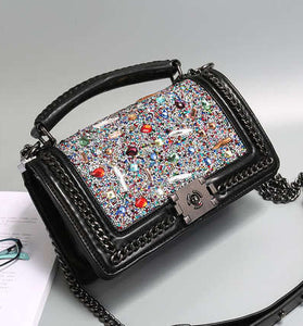 Luxury handbag with chain