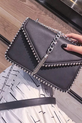 Luxury bag with pearls